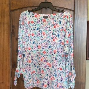 The Limited floral top XL